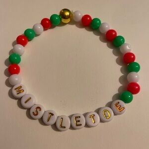 Festive Mistletoe Beaded Bracelet